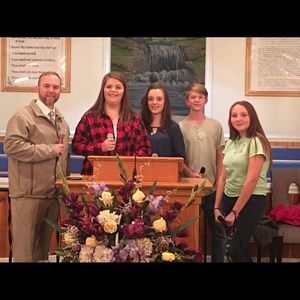 Meet your Posher, Caitlin